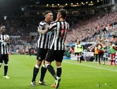 曼联崛起关,键在名宿基,恩激励球员,千亿体育官网,千亿体育平台,千亿体育链接,千亿体育官方